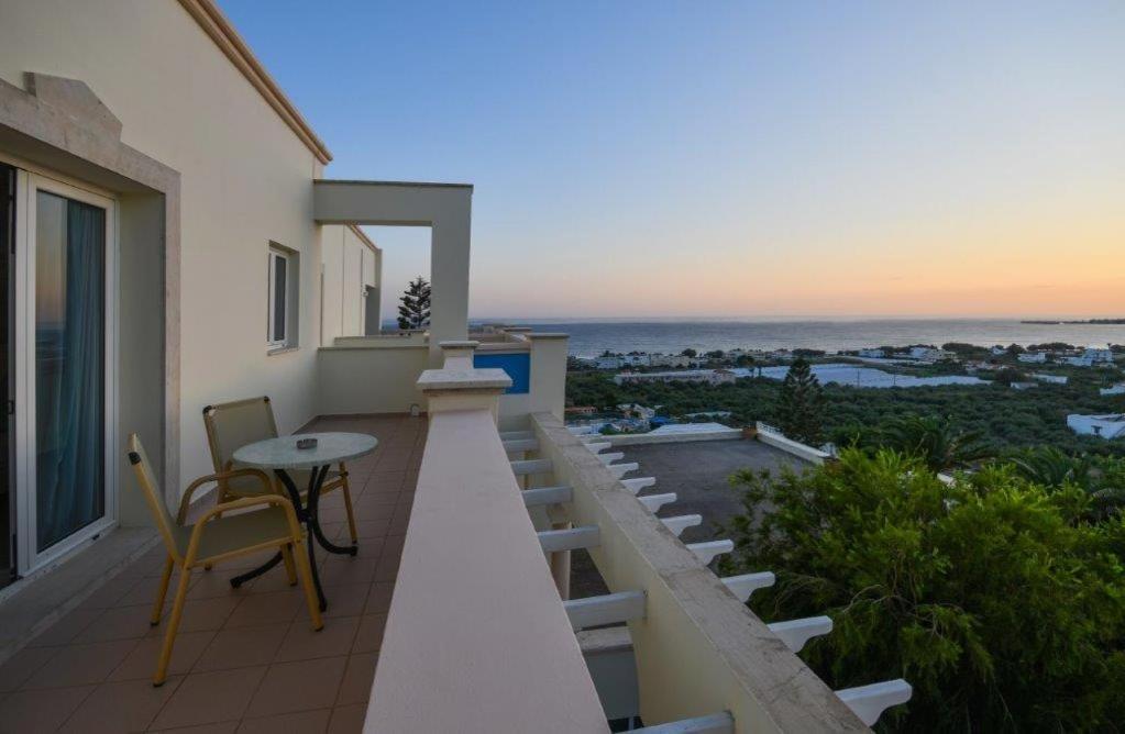 Arion Palace Hotel - Adults Only إرابيترا المظهر الخارجي الصورة